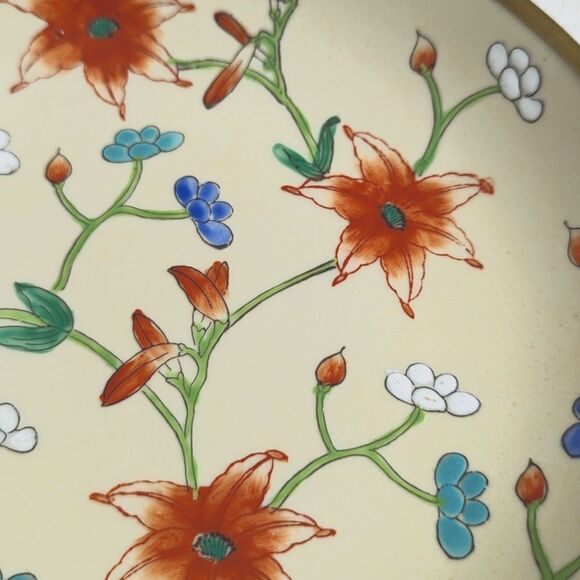 Vintage 79/80 Hand Painted Porcelain Dish with Brass Bottom Made in Hong Kong - Picture 4 of 15